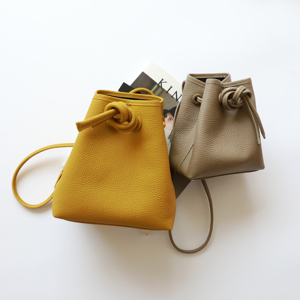 Cowhide Shoulder Bag photo 2