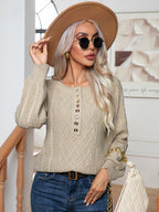 Cable-knit Round Neck Buttoned Sweater (3)