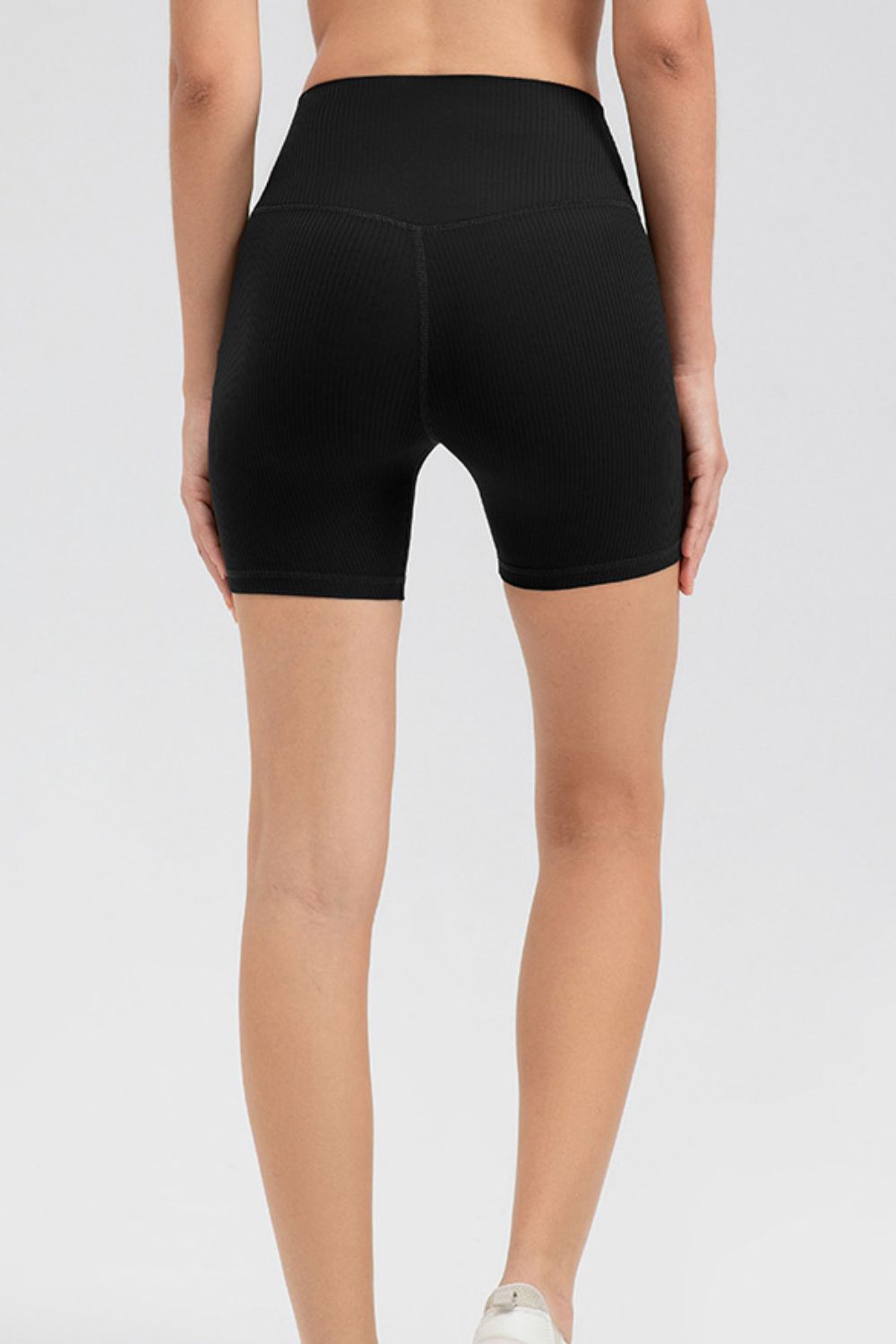 Wide Waistband Slim Fit Sports Shorts (2)