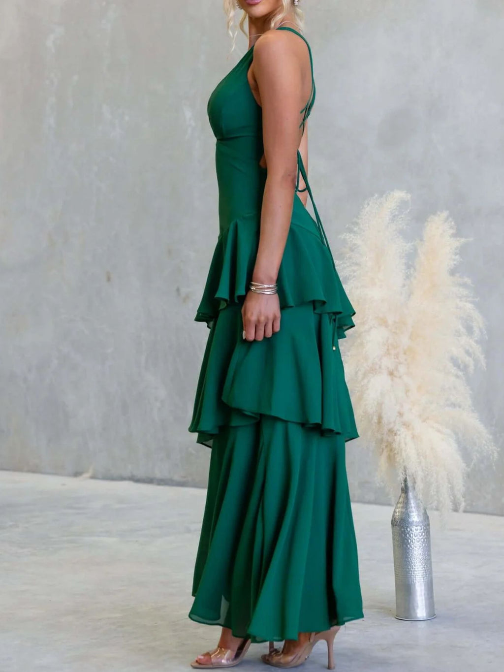 Sleeveless Ruffled Layered Backless Maxi Dress (19)