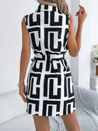 Geometric Print Sleeveless Shirt Dress (5)