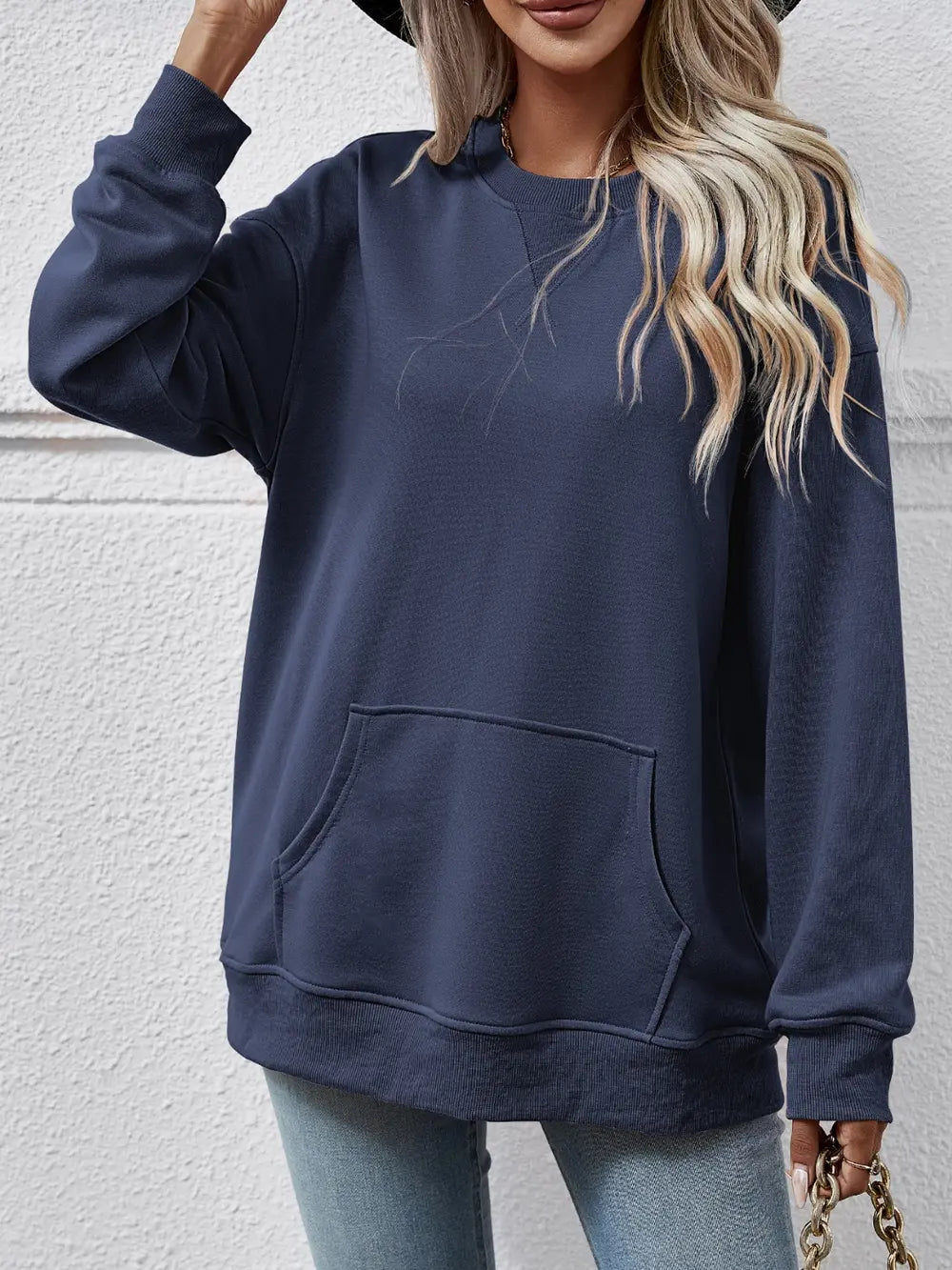 Round Neck Long Sleeve Sweatshirt (6)