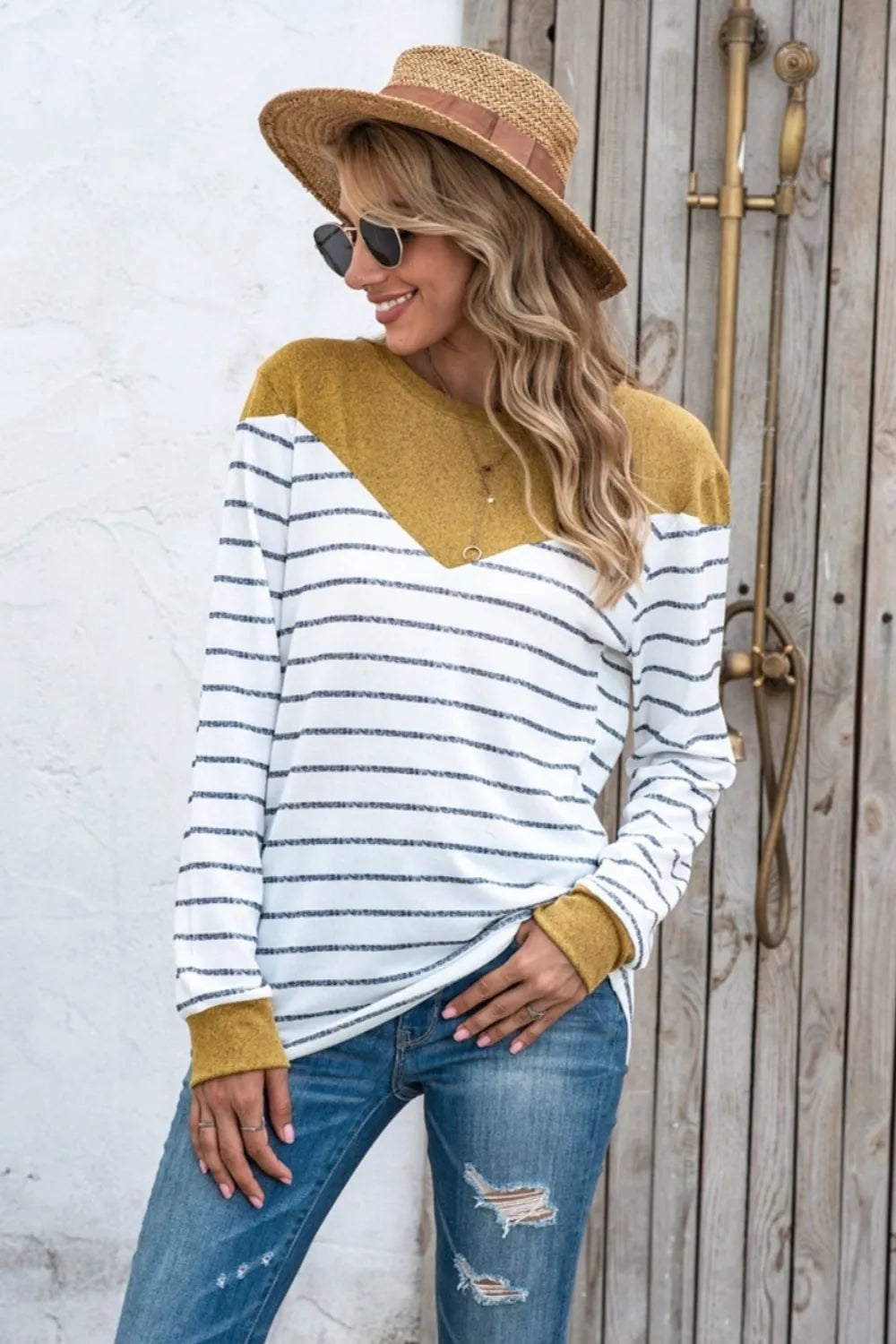 Striped Round Neck Long Sleeve T-shirt (5)