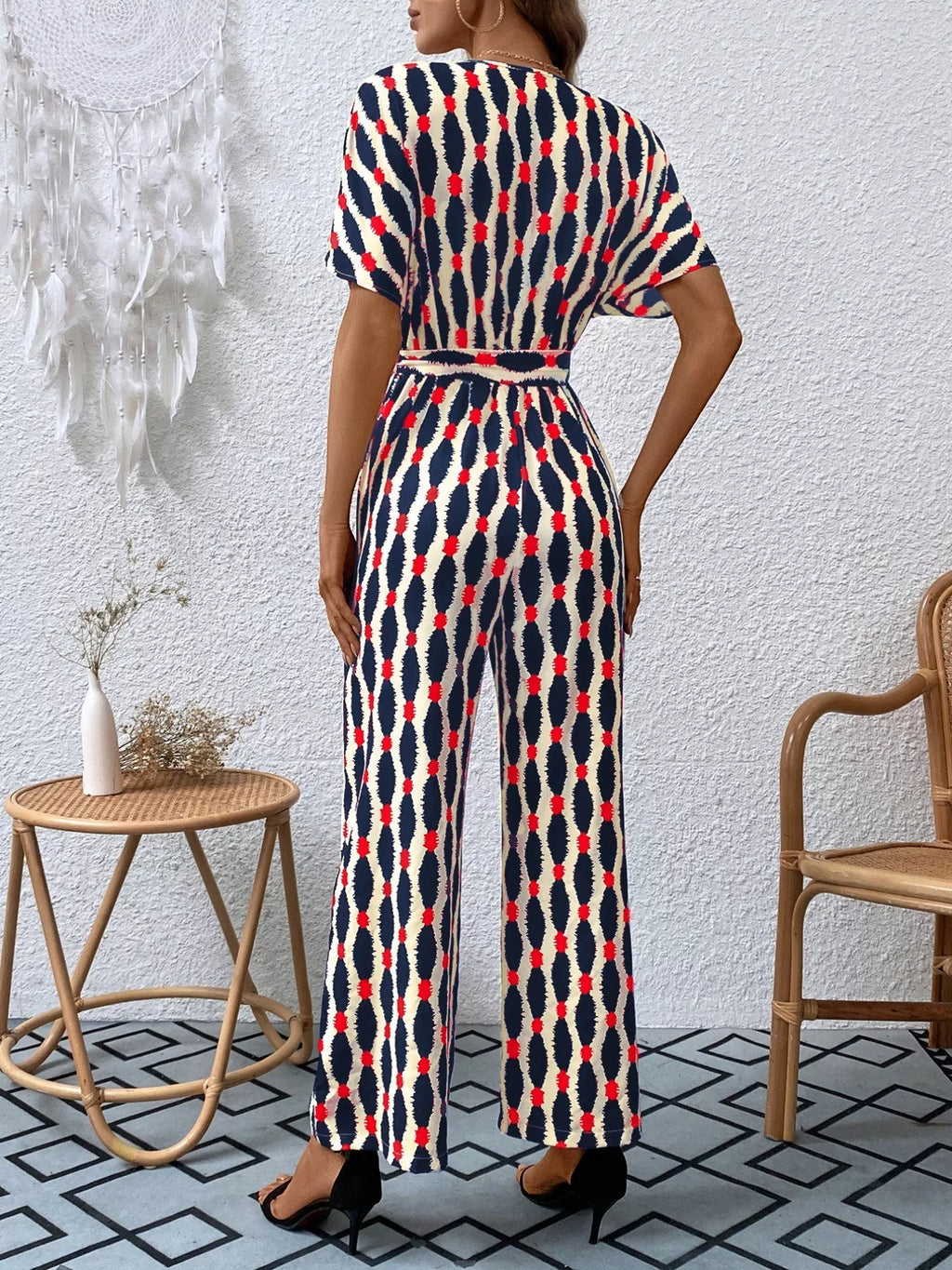 Printed Surplice Tie Waist Short Sleeve Jumpsuit (21)