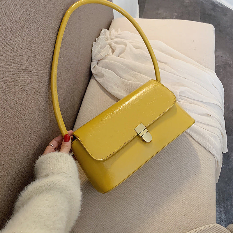 Retro Wild Shoulder Bag photo 1