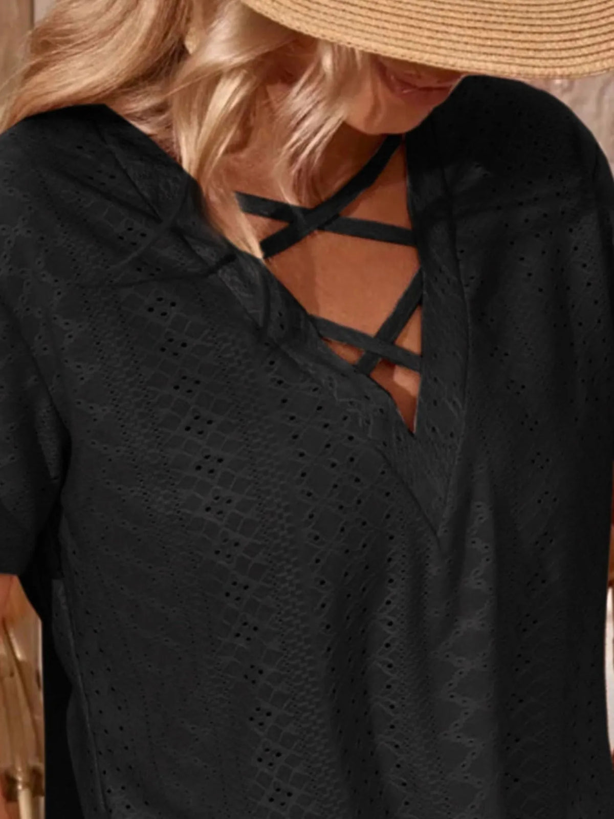 Eyelet Crisscross Short Sleeve T-shirt (3)