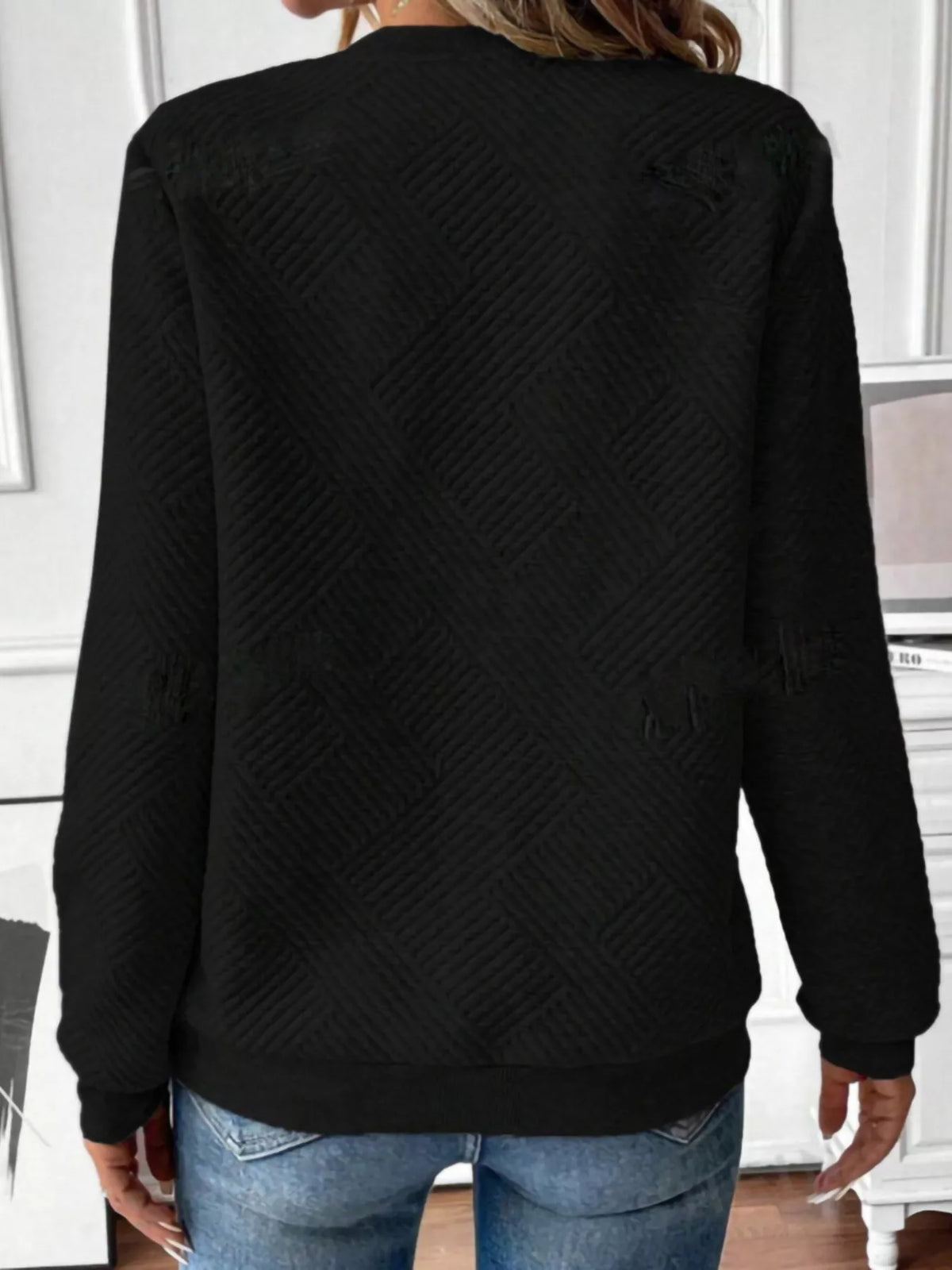 Textured Quarter-zip Sweatshirt (4)