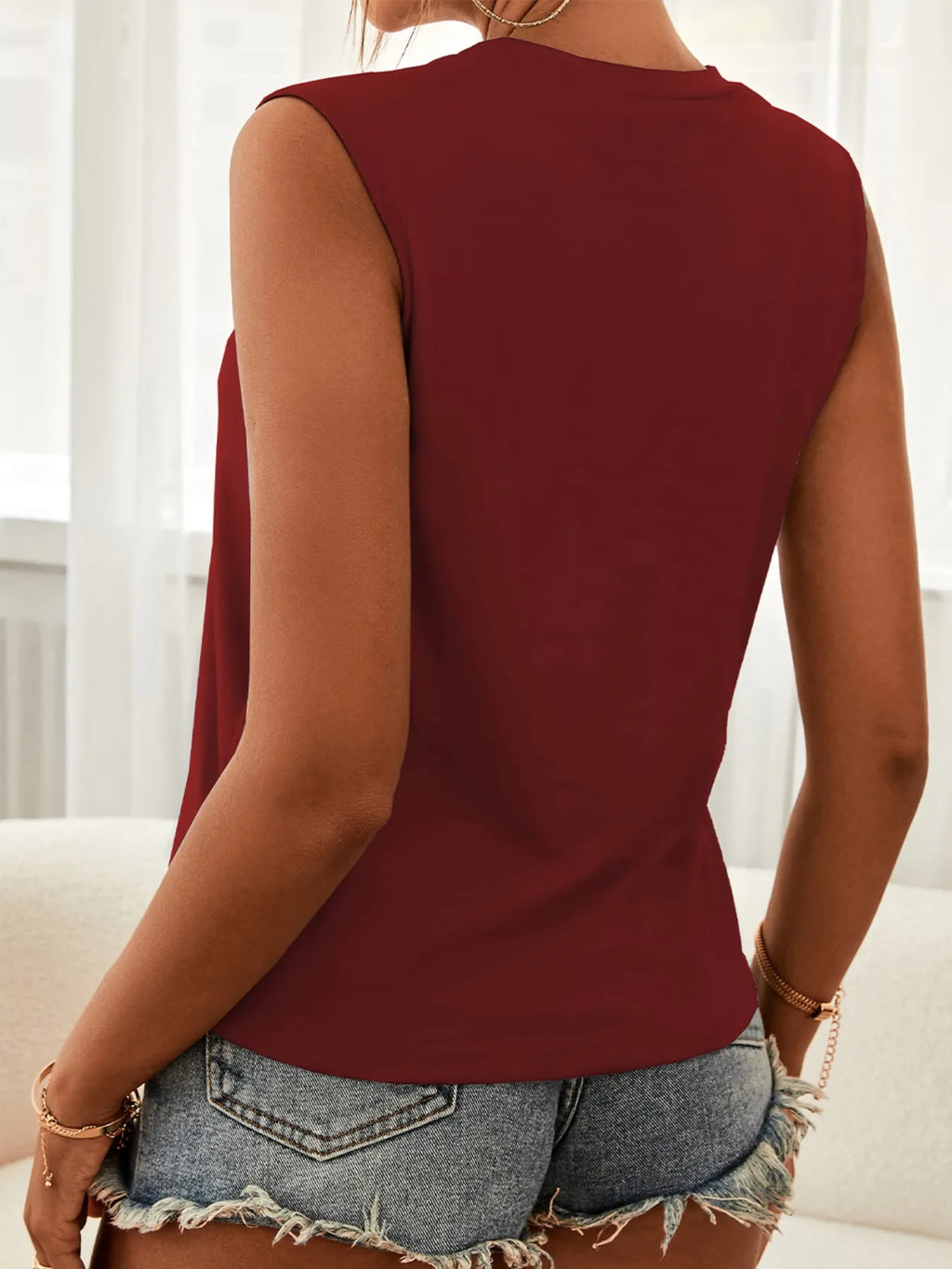 Cutout Sleeveless Tank Top (5)
