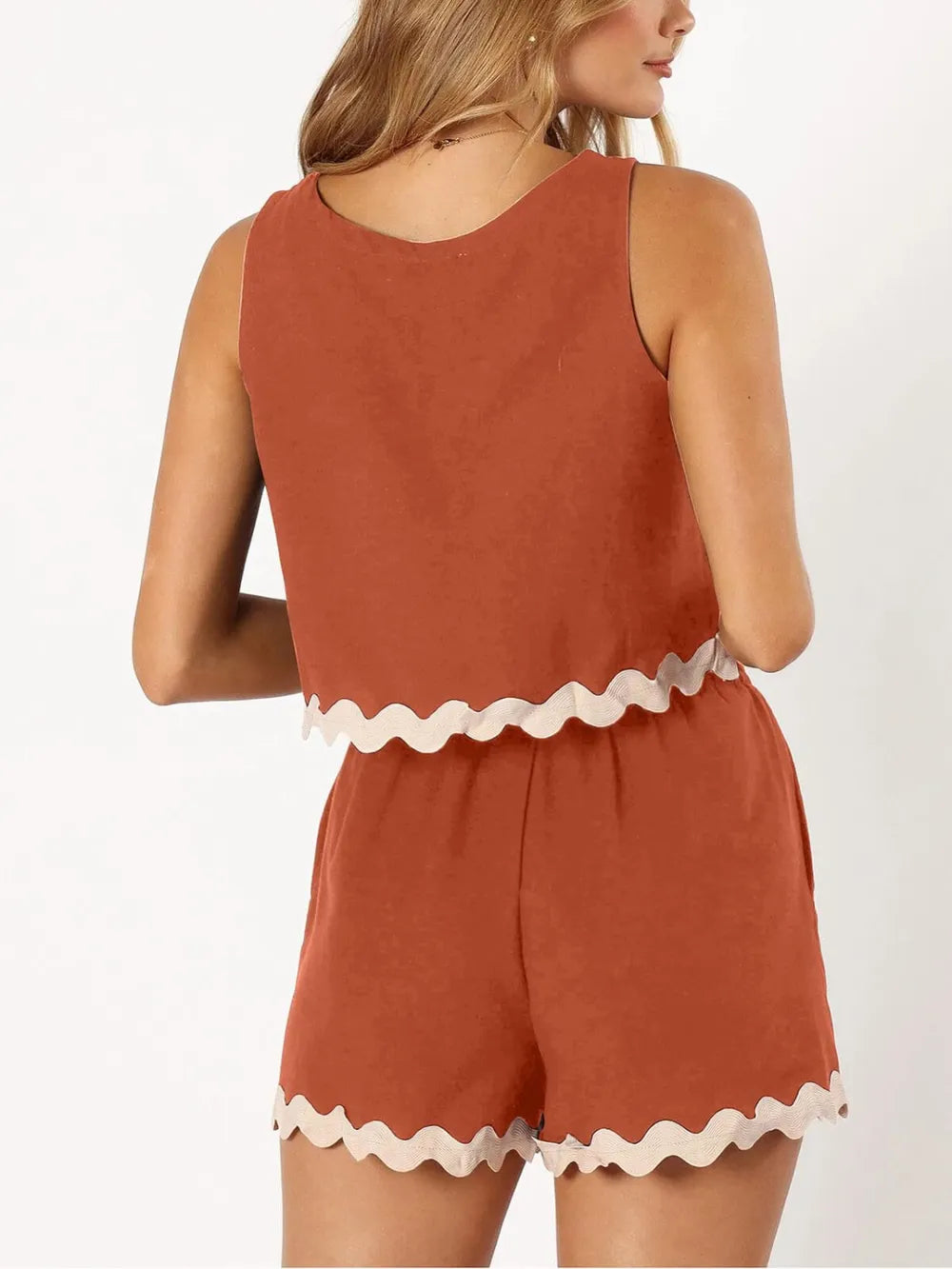 Contrast Trim Round Neck Top Shorts Set (18)