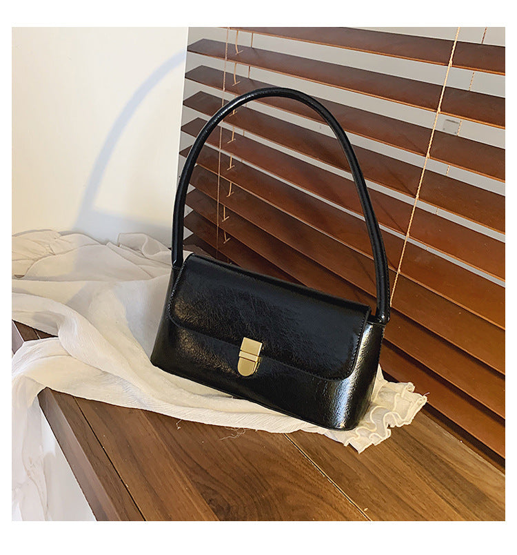 Retro Wild Shoulder Bag photo 2
