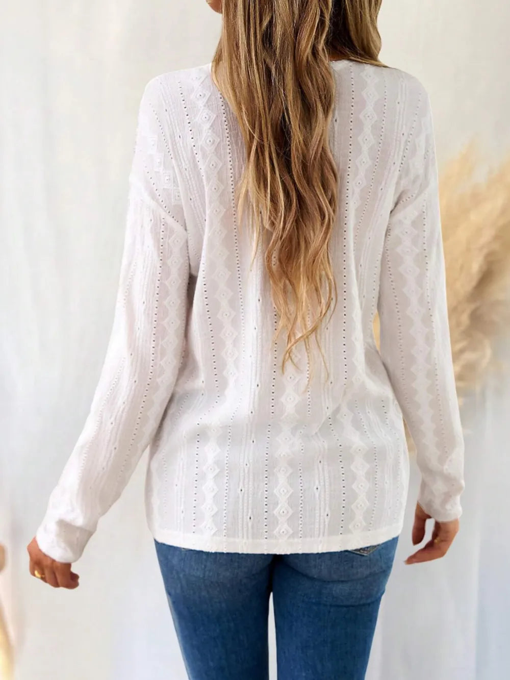 Eyelet V-neck Dropped Shoulder T-shirt (2)