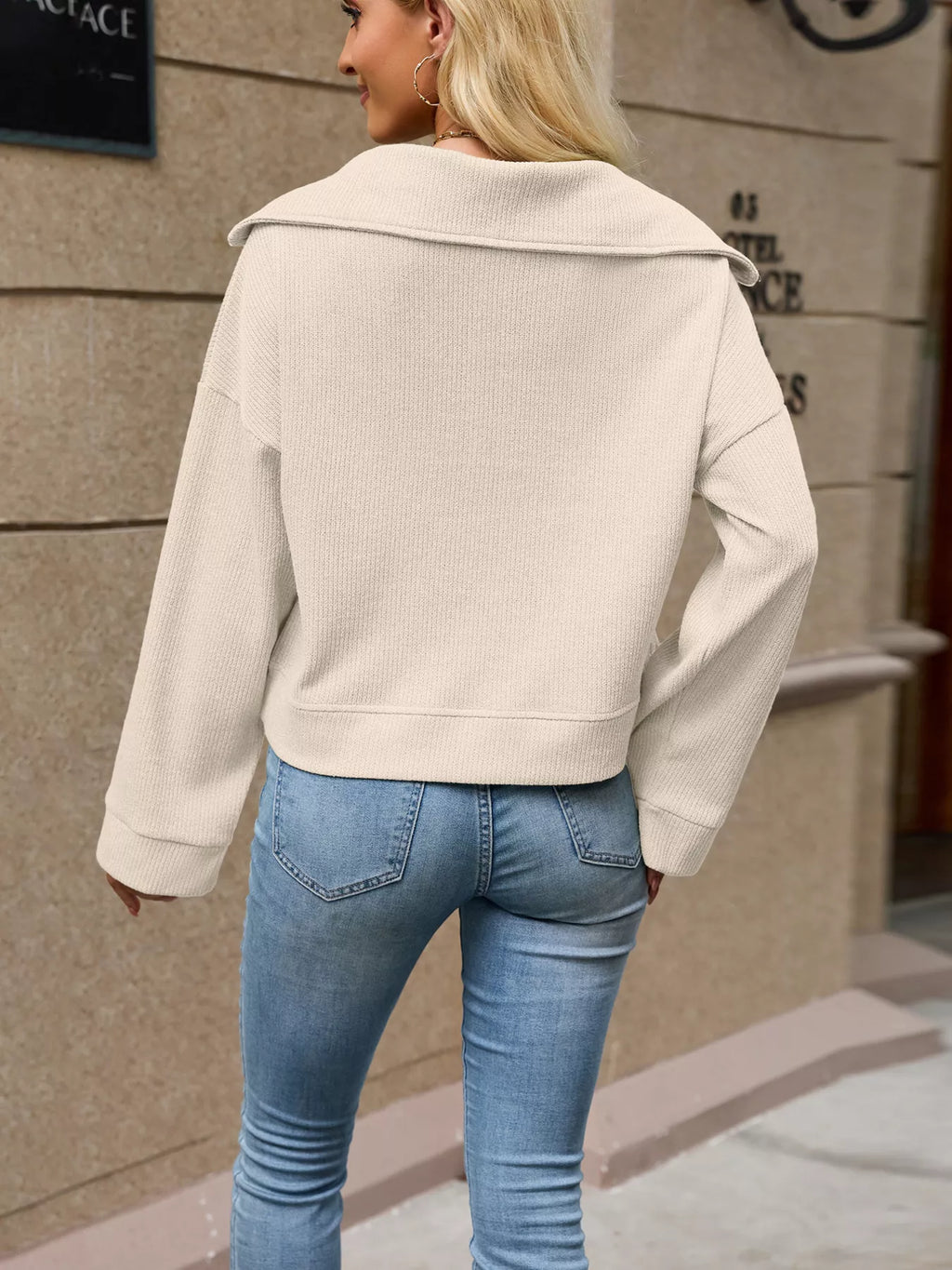 Half-zip Dropped Shoulder Sweatshirt (6)