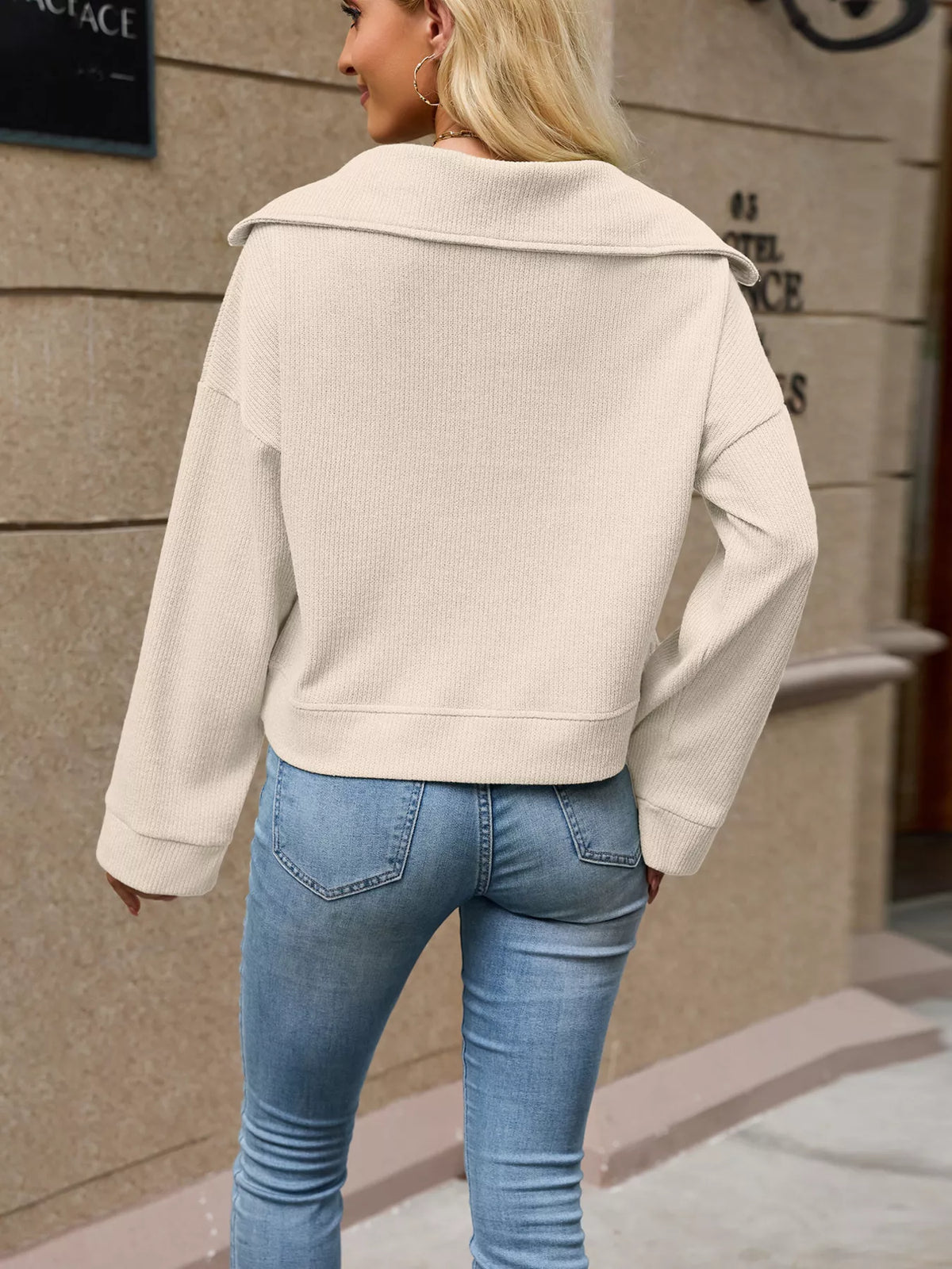 Half-zip Dropped Shoulder Sweatshirt (6)