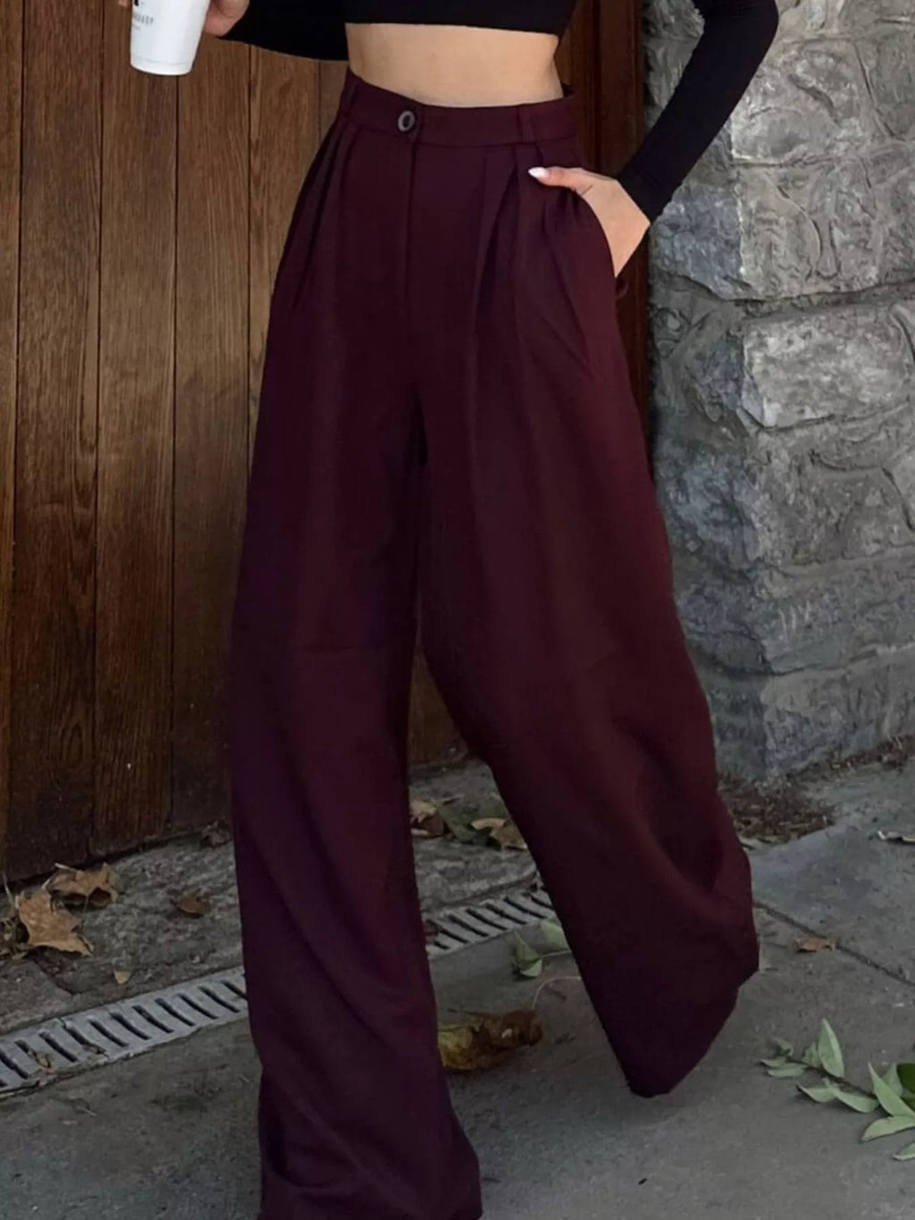 High-waisted Pleated Wide-leg Pants (7)