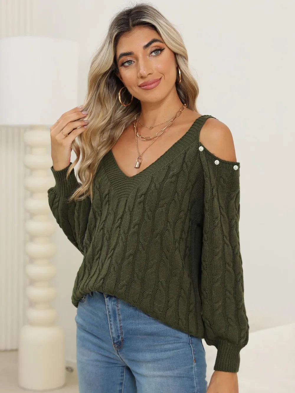 Cable-knit Cold Shoulder Sweater (3)