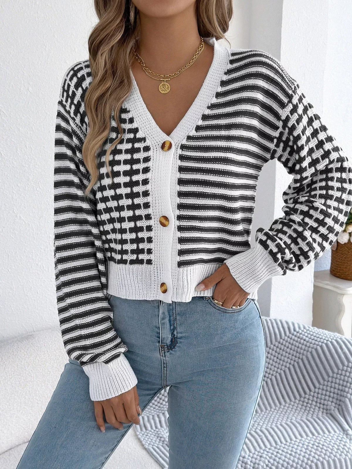 Striped Button-up Cropped Cardigan (12)
