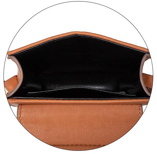 Shoulder Bag photo 1