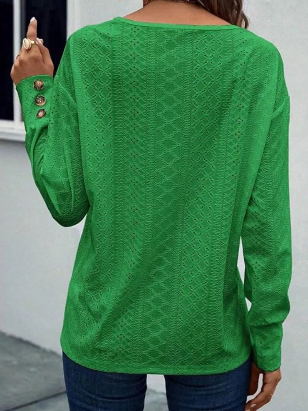 Eyelet V-neck Long Sleeve T-shirt (17)