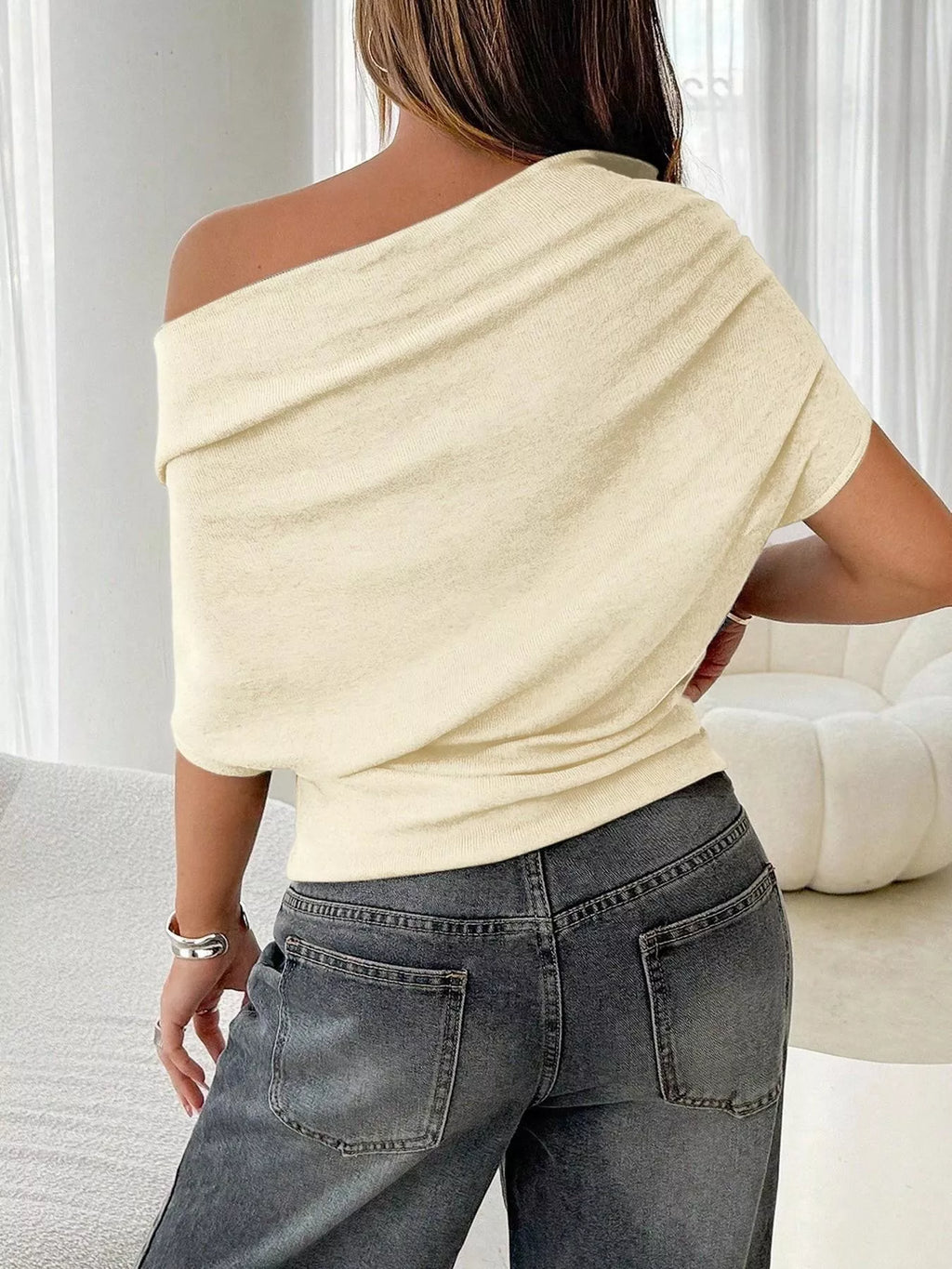 Off-shoulder Ruched Knit T-shirt (6)