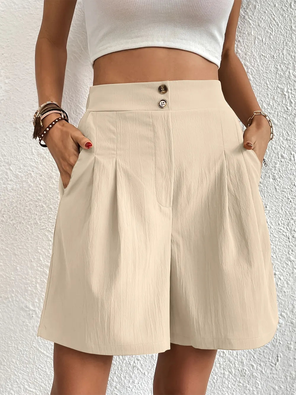 Pocketed Half Elastic Waist Shorts (13)
