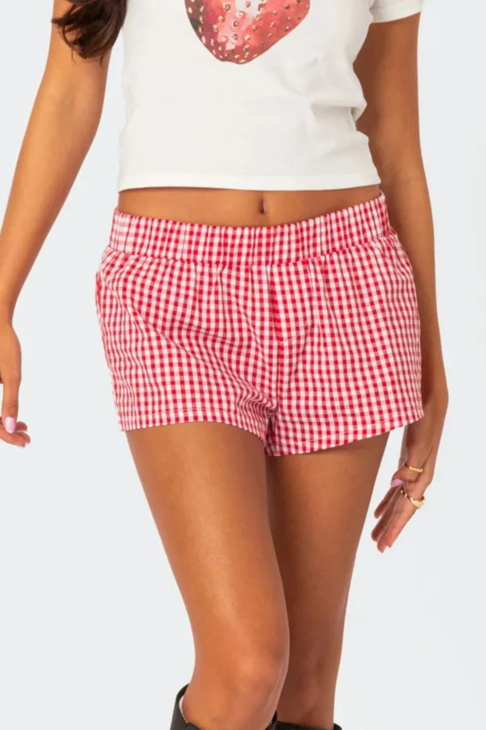 Plaid Elastic Waist Shorts (2)
