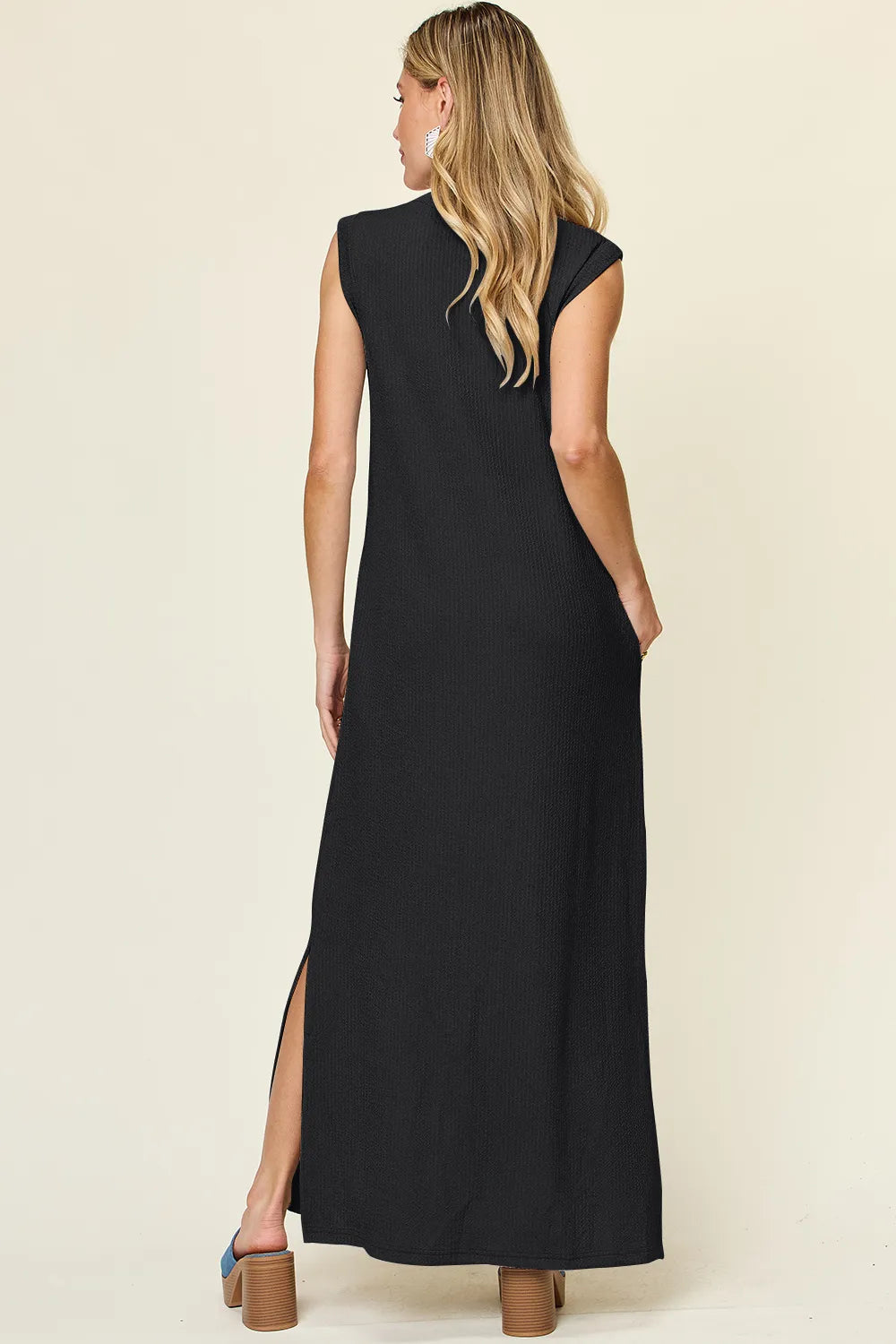 Full Size Texture Mock Neck Sleeveless Maxi Dress (10)