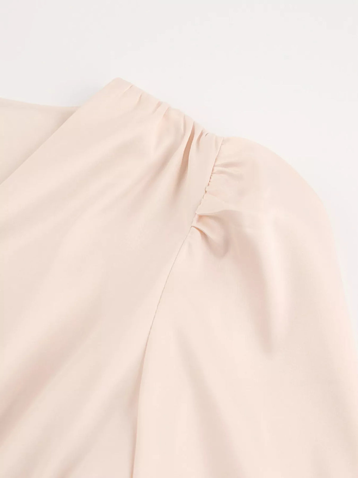 Elegant V-neck Puff Sleeve Button-down Midi Dress (9)