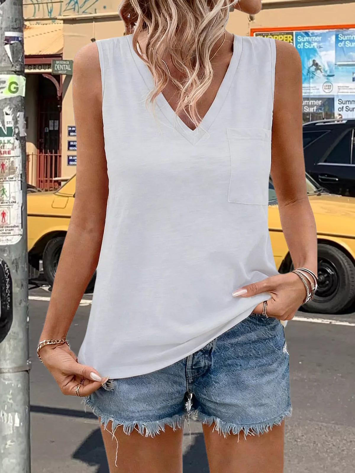 Casual V-neck Pocket Tank (6)