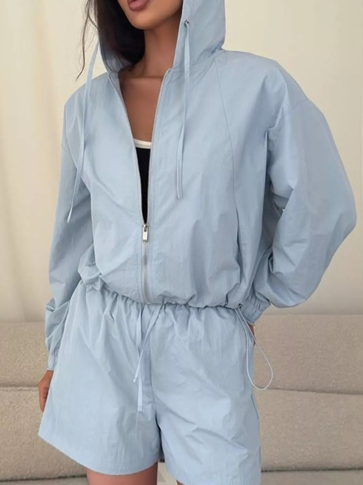 Lightweight Hooded Jacket Shorts Set (17)