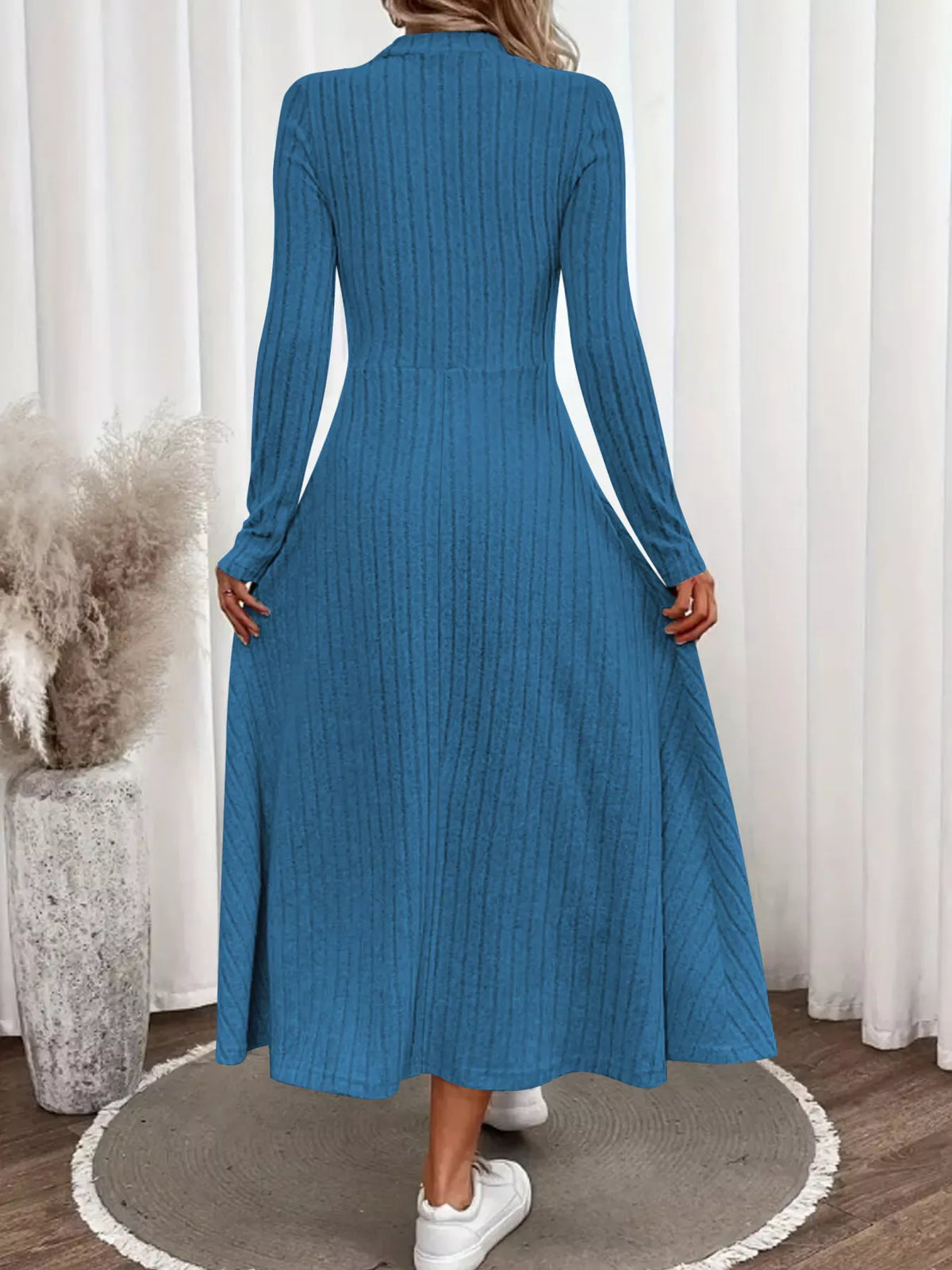Ribbed Knit Long Sleeve Midi Dress (3)