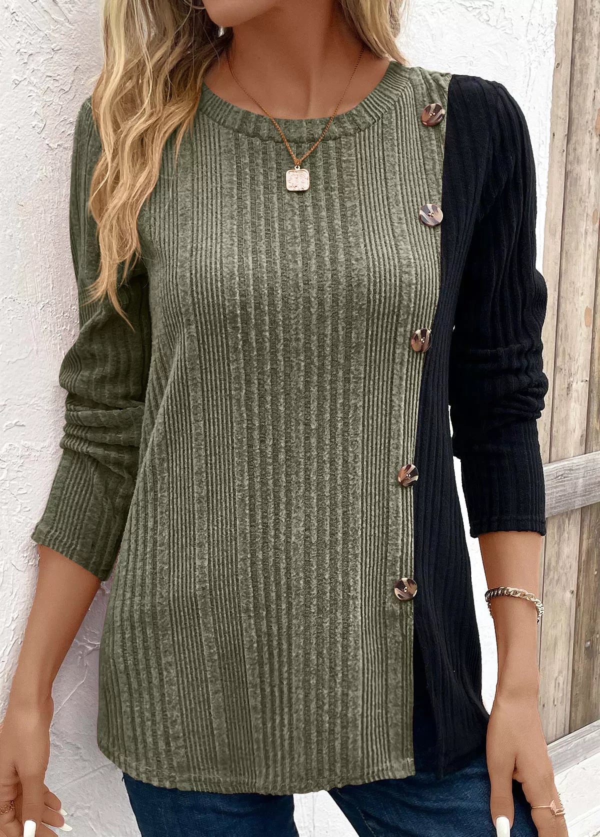 Block Ribbed Knit Decor Button T-shirt (9)