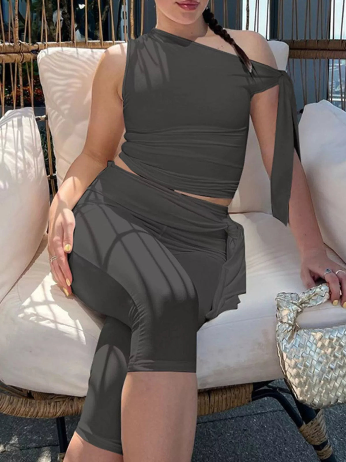Asymmetrical One-shoulder Top Capris Set (2)