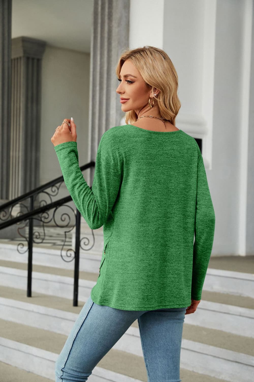 Round Neck Long Sleeve T-shirt (9)