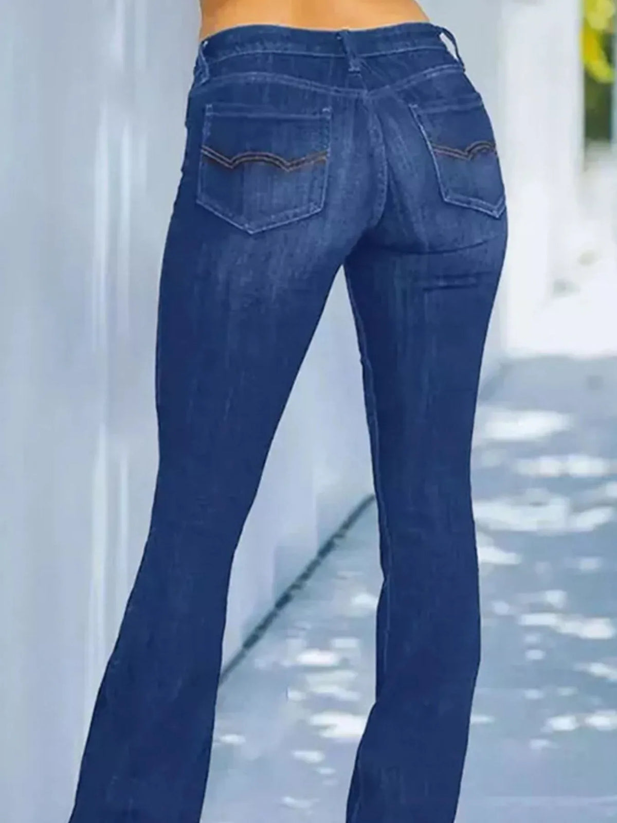 Full Size Wash Flare Jeans Pockets Plus (10)