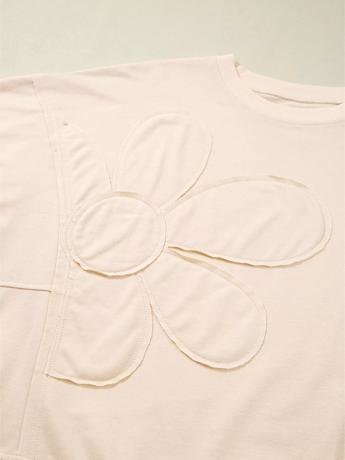 Raw Edge Flower Patch Drop Shoulder Casual Top (9)
