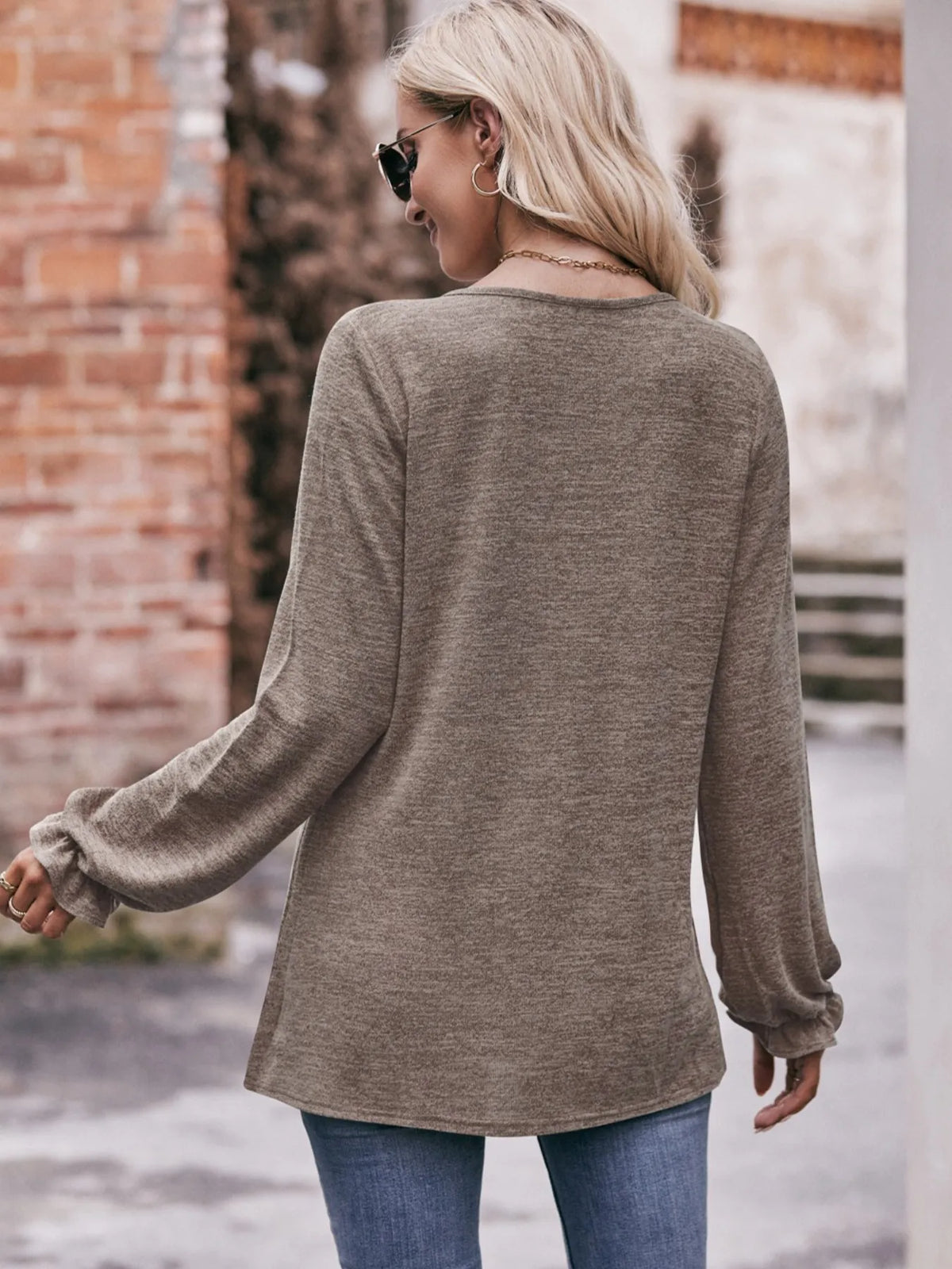 Round Neck Long Sleeve Casual T-shirt (21)