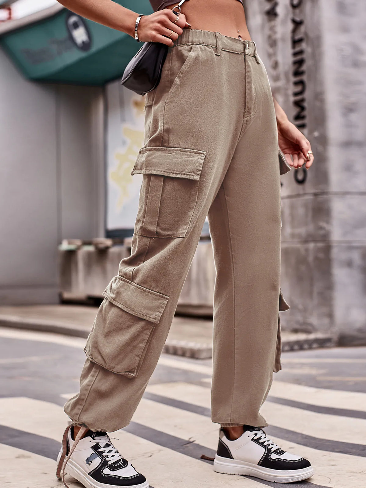 Casual Wide Leg Cargo Jeans (17)