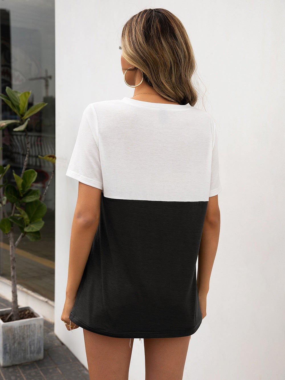 Block V-neck Short Sleeve Tee (2)
