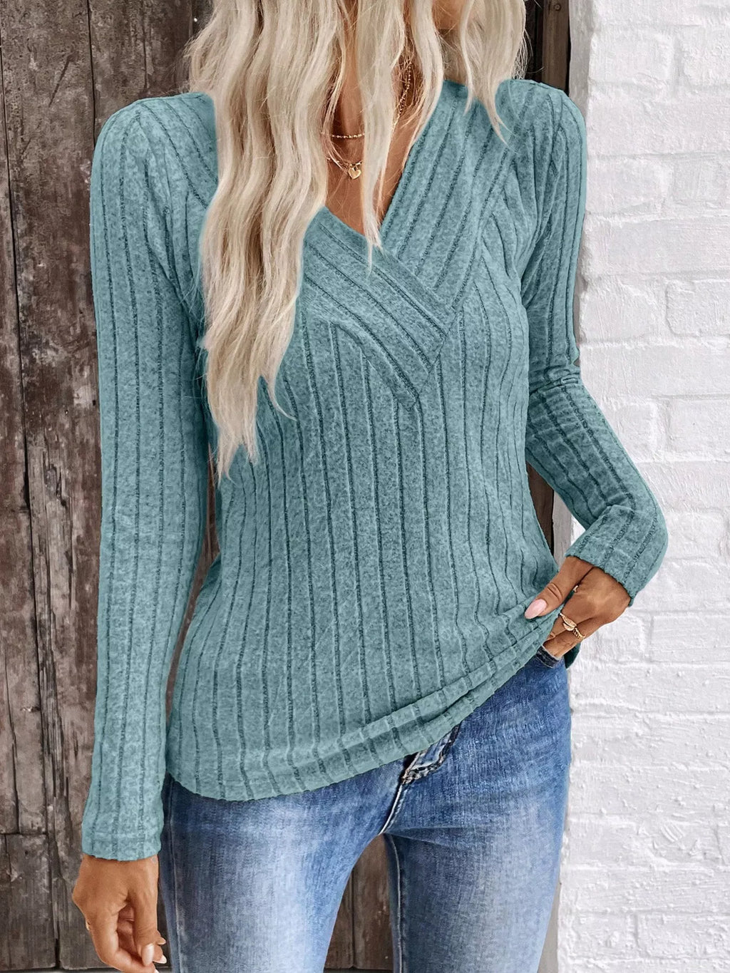 Ribbed V-neck Long Sleeve T-shirt (8)