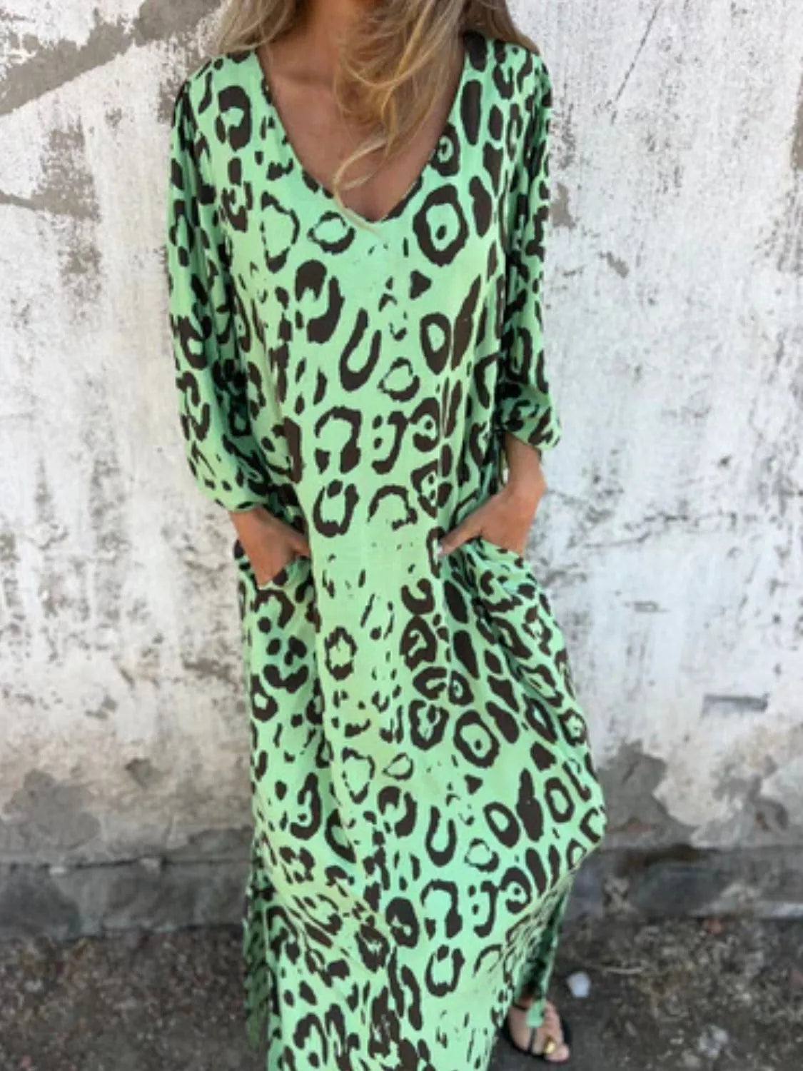 Full Size Printed V-neck Dress Pockets Plus (26)