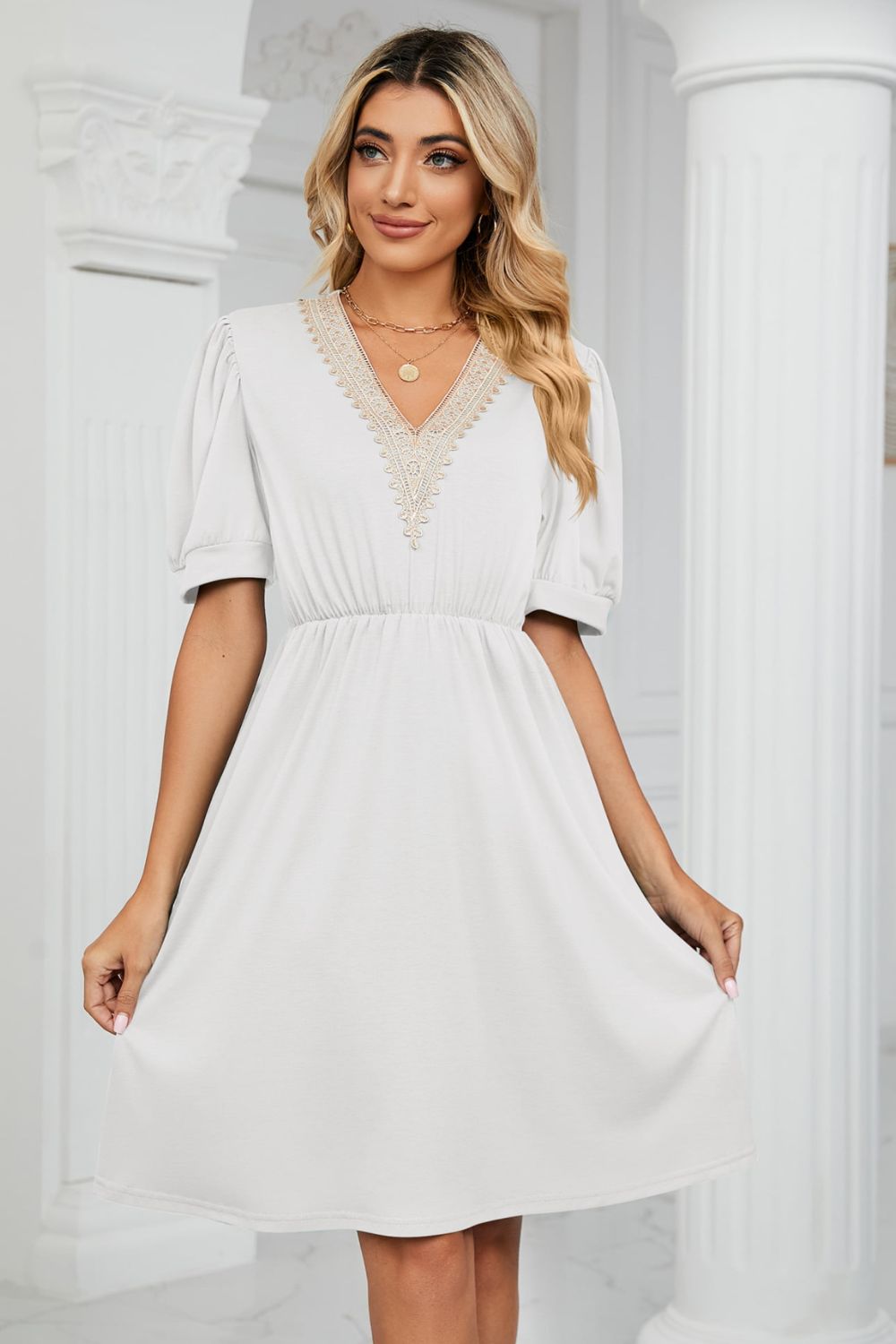 Contrast V-neck Puff Sleeve Pocket Dress (5)