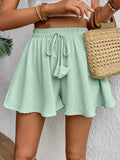Flowy Drawstring Waist Shorts (3)