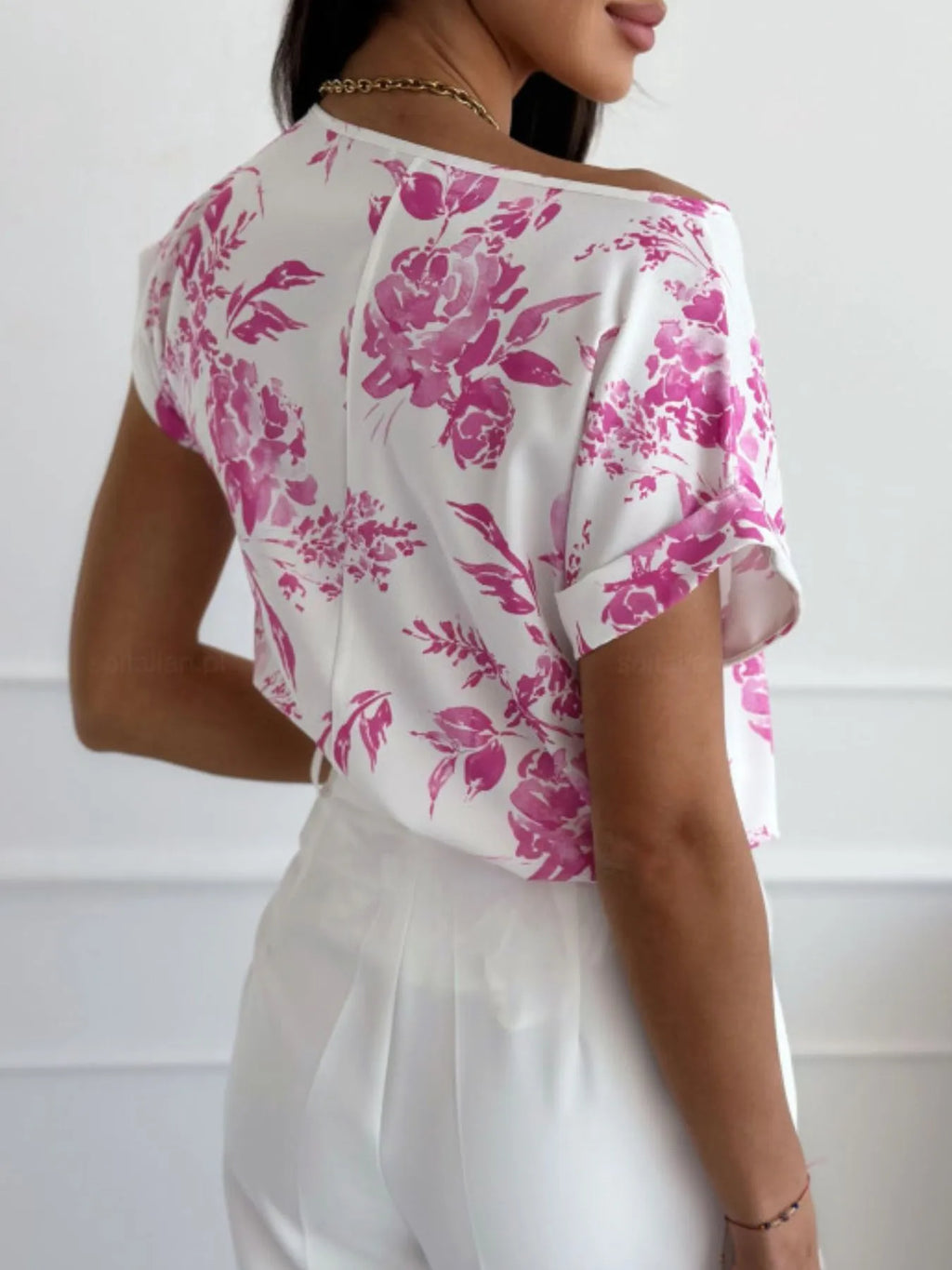 Classic Rolled Sleeve T-shirt (15)