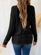 Eyelet V-neck Dropped Shoulder T-shirt (13)