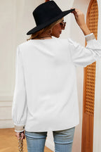 V-neck Long Sleeve T-shirt (3)