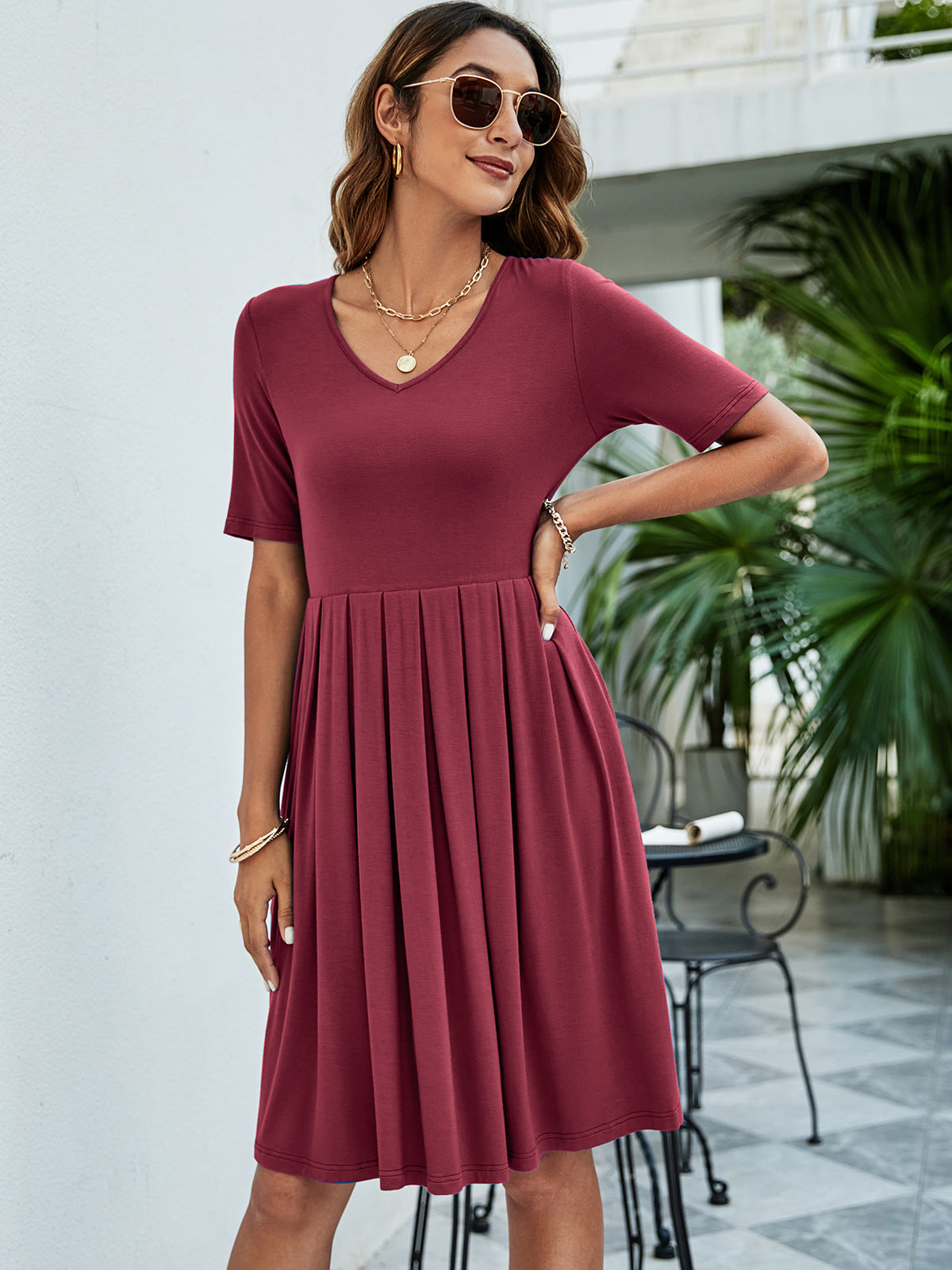 Pleated V-neck Short Sleeve Tee Dress (4)