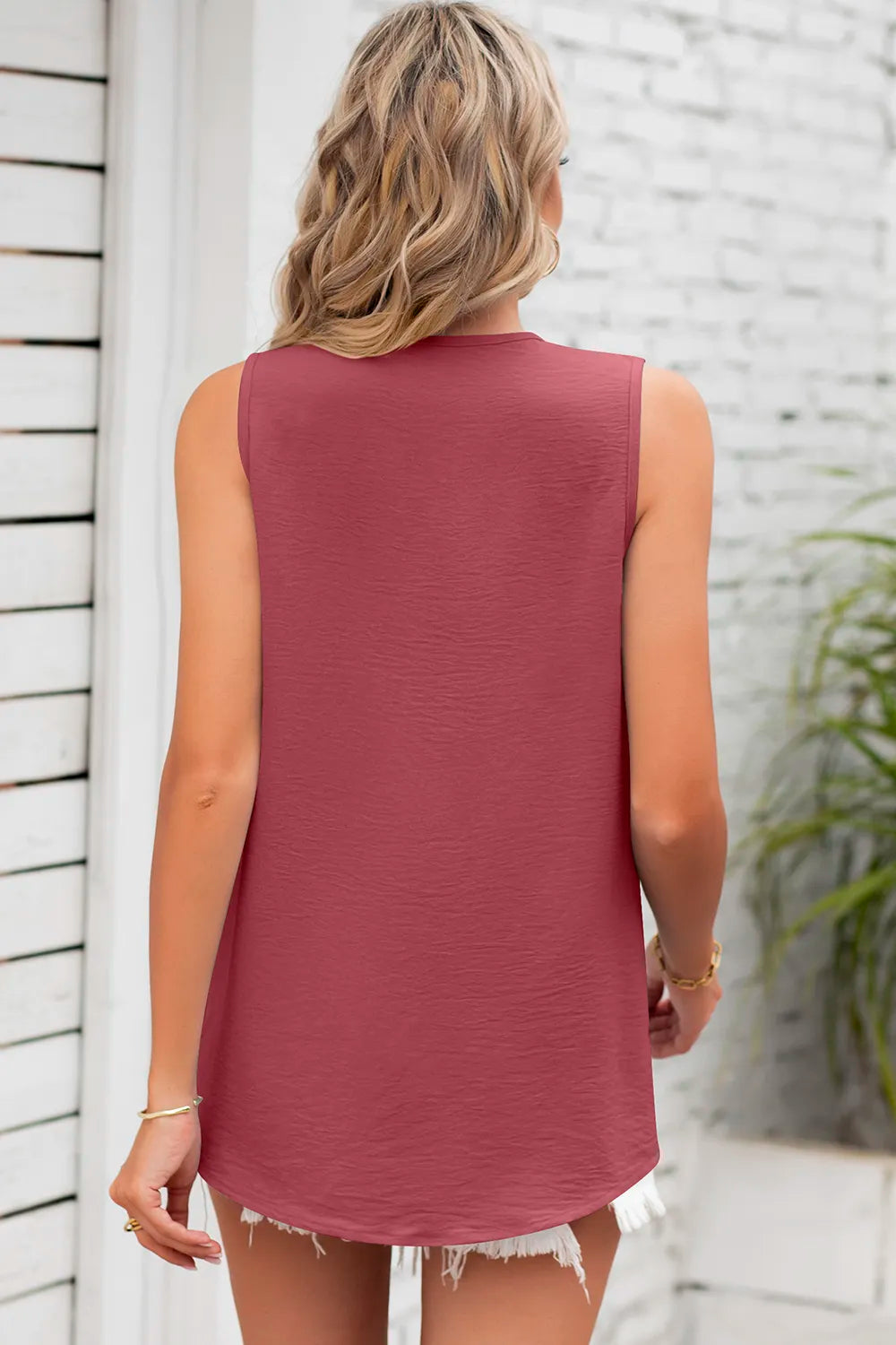 Texture V-neck Sleeveless Top (8)