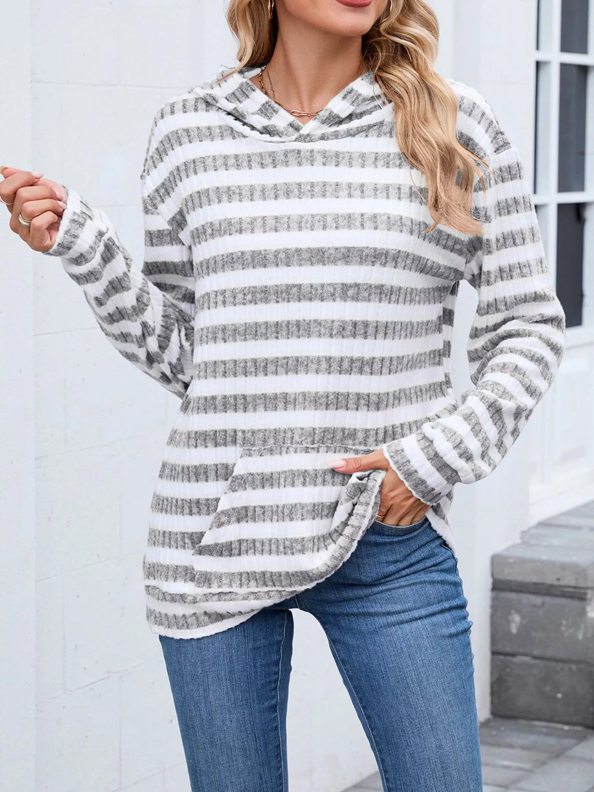 Striped Dropped Shoulder Hoodie (5)