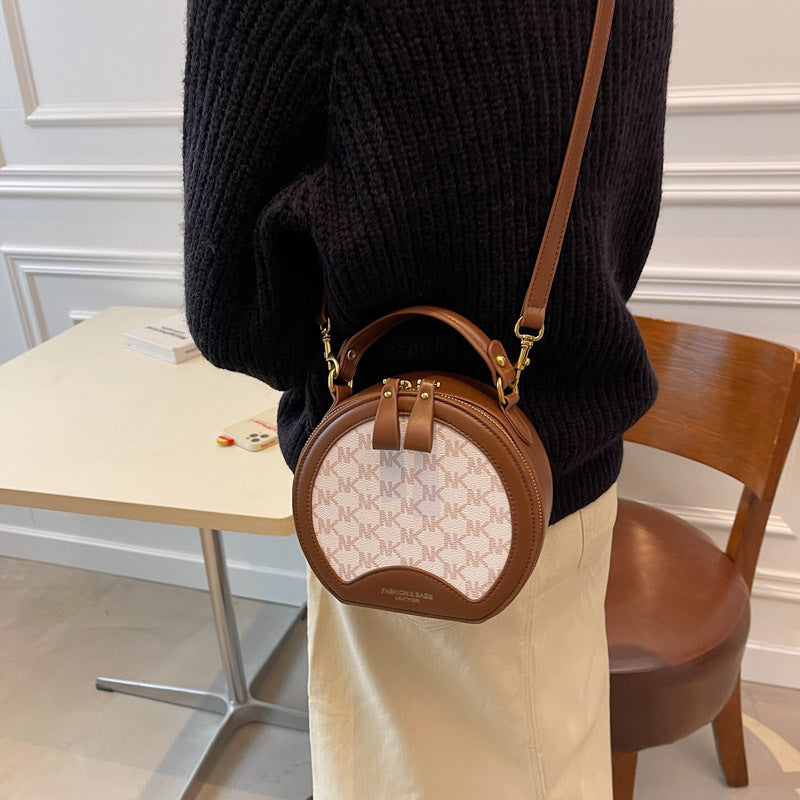 Letter Print Cool Handsome Simple Shoulder Bag photo 1