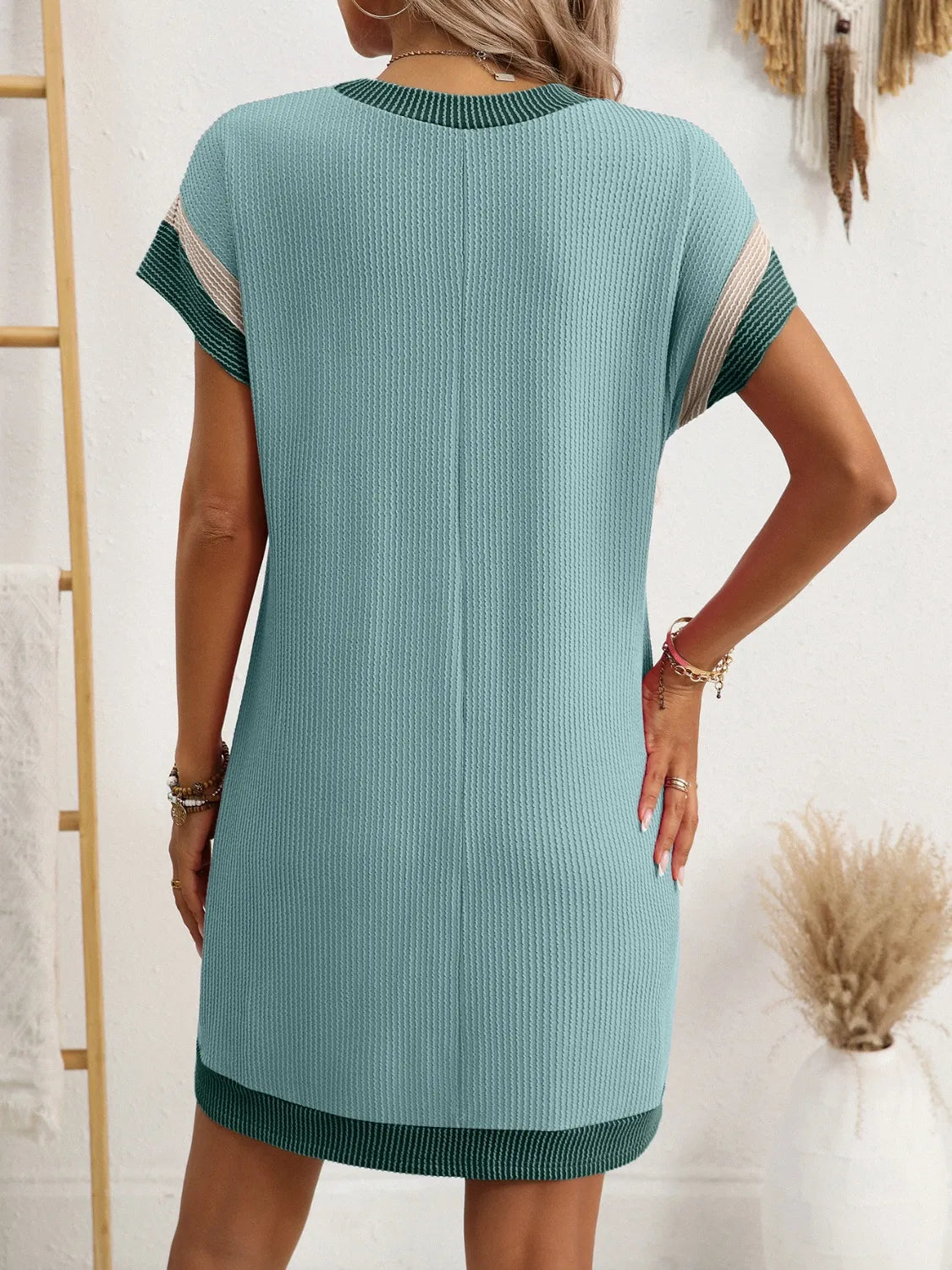 Round Neck Short Sleeve Mini Dress (3)